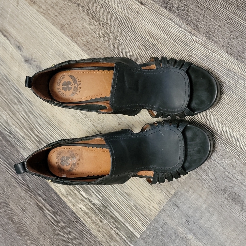 Women size 9 Lucky brand wedge platform heels